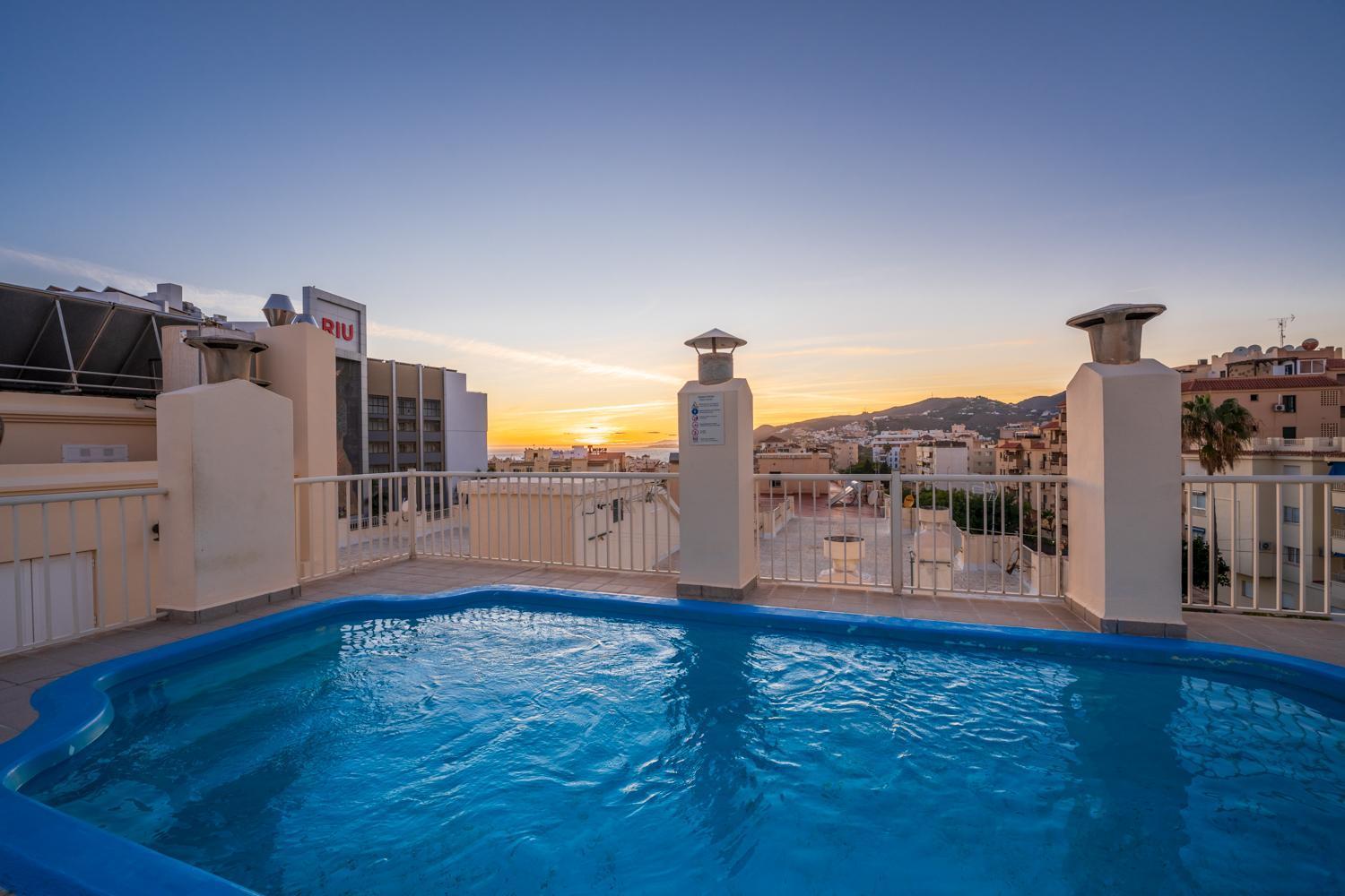 Apartamentos Solset 네르하 외부 사진